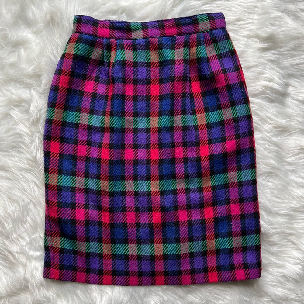 Amanda Smith Vintage Wool Blend Pencil Skirt‎